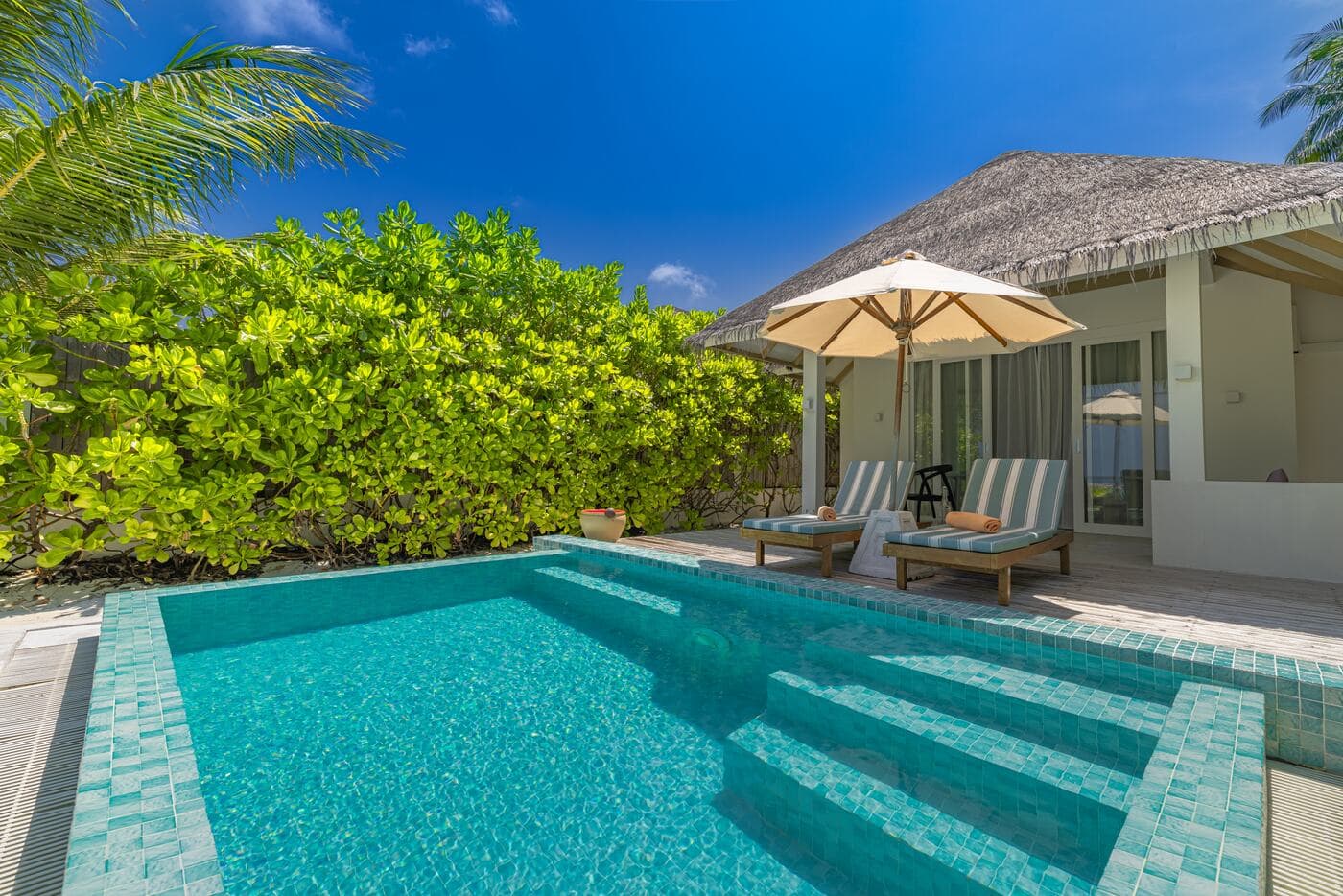 Терраса виллы с приватным бассейном — Layan Private Pool Villas